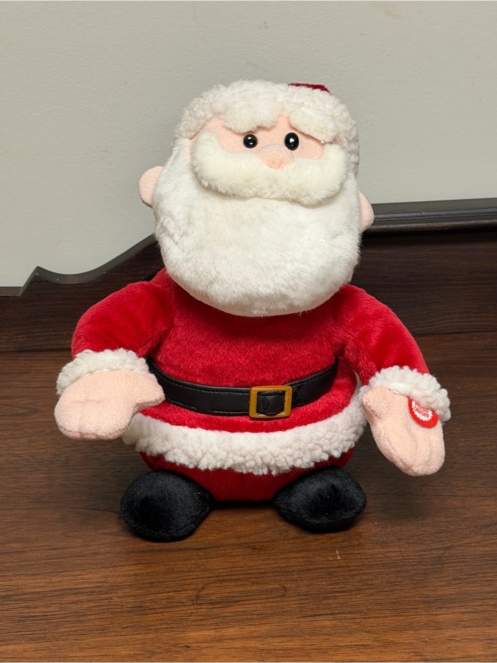 2004 Coyne’s & Company Santa Claus Plush singing  "Jingle, Jingle, Jingle"